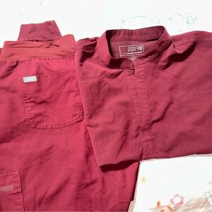 Figs Burgundy Scrub Ensemble